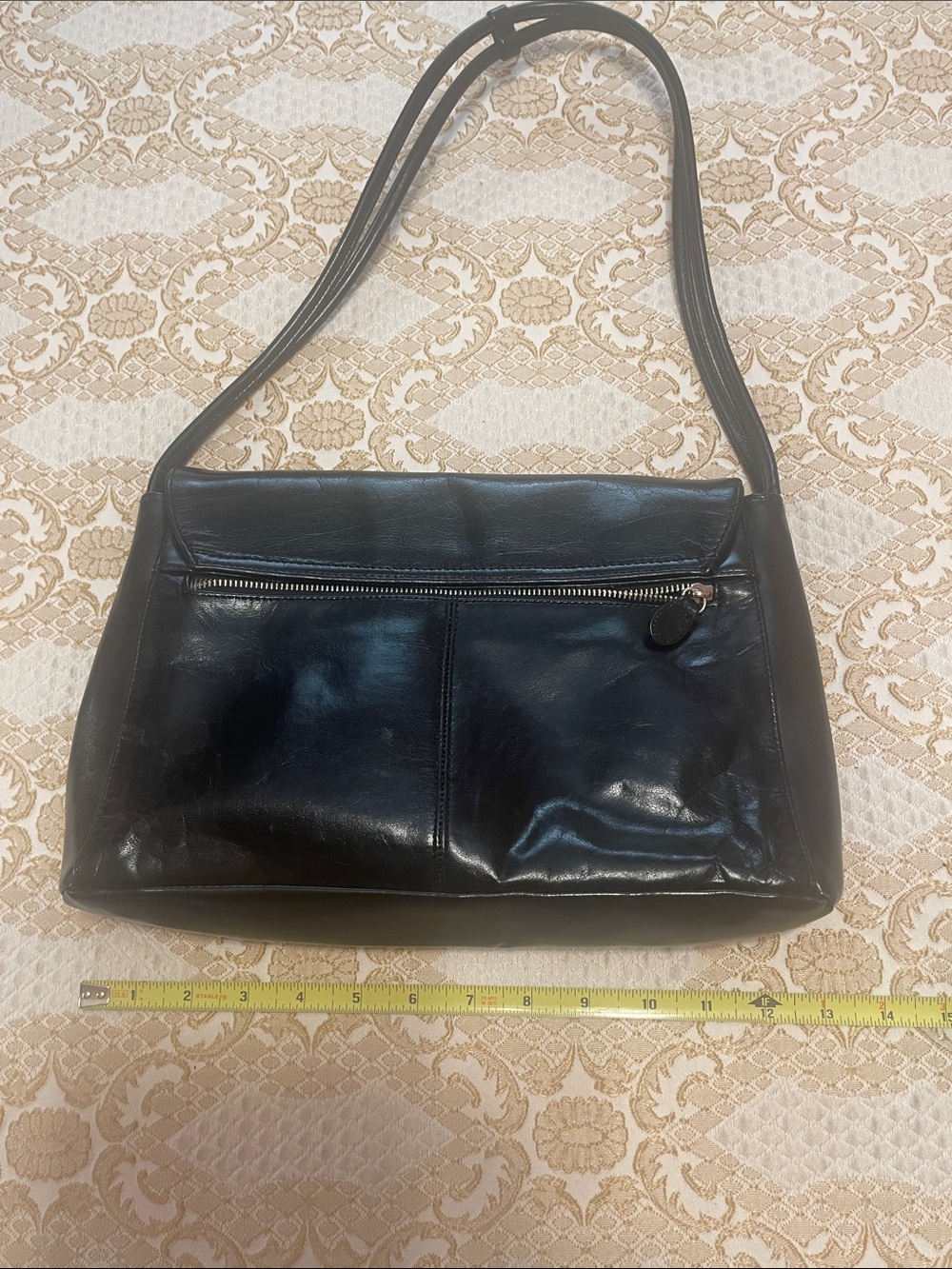 Classic Black Envelope Style Leather Shoulder Bag - Picture 6 of 8